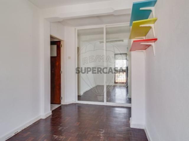 Apartamento T2 em Olivais