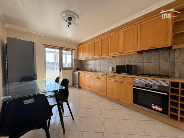 APARTAMENTO T2 EM OURÉM