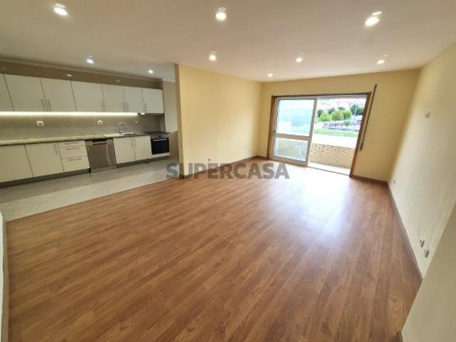 Apartamento T2 em Paranhos