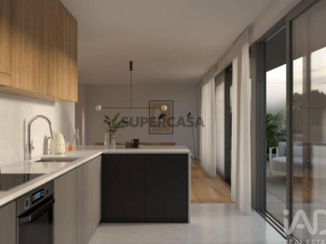 Apartamento T2 em Paranhos de 90,00 m²