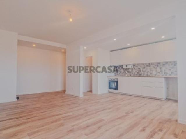 Apartamento T2 em Peniche