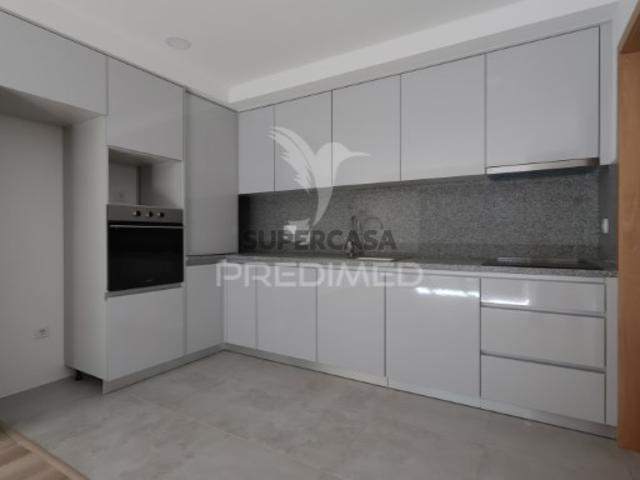 Apartamento T2 em Pedroso