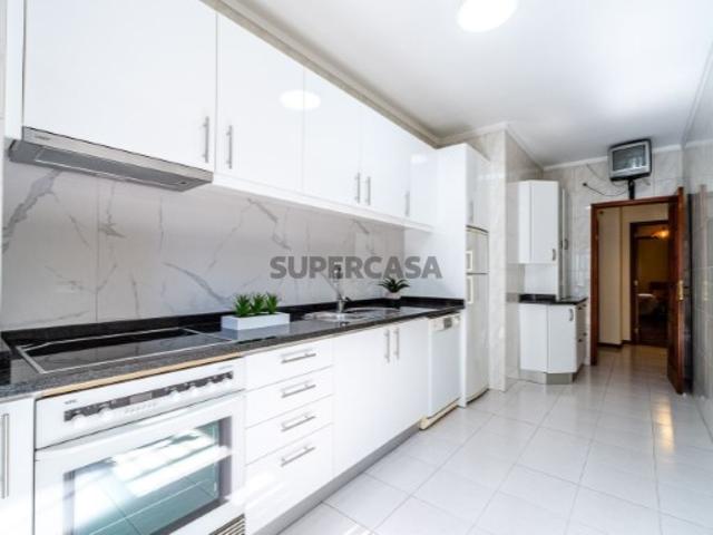Apartamento T2 em Pedroso