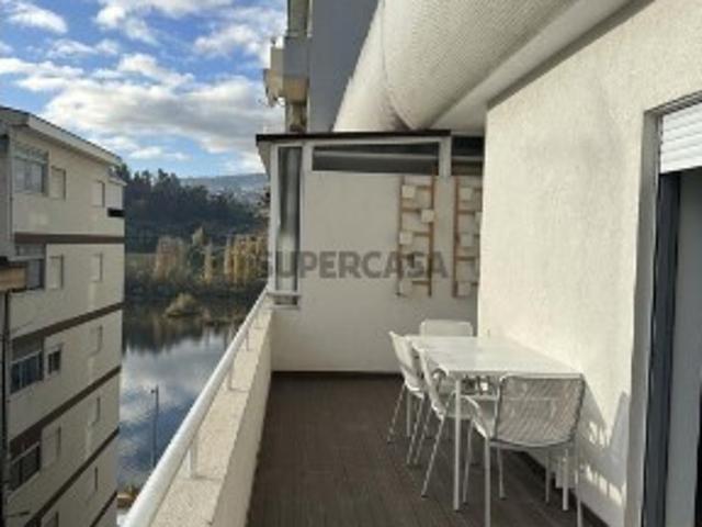 Apartamento T2 em Peso da Régua e Godim de 103,00 m²