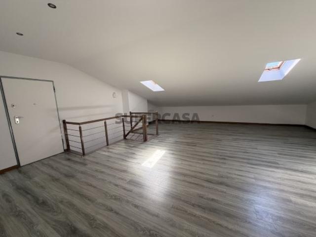 Apartamento T2 em Pombal
