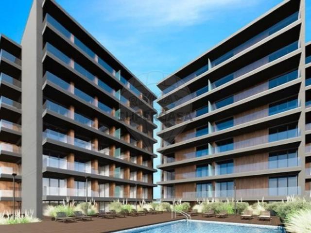 Apartamento T2 em Pontinha e Famões