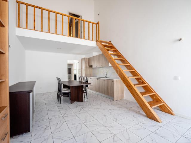 Apartamento T2 em Portimão com Terraço e Boa Localização