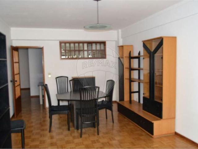 Apartamento T2 em Porto