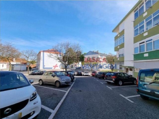 Apartamento T2 em Porto Salvo