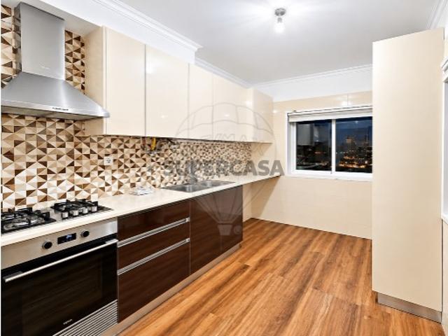 Apartamento T2 em Póvoa de Santa Iria e Forte da Casa