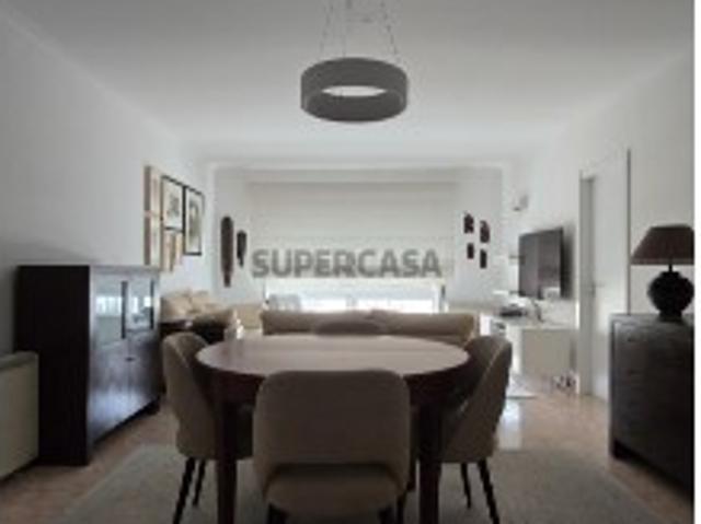 Apartamento T2 em Póvoa de Santa Iria e Forte da Casa