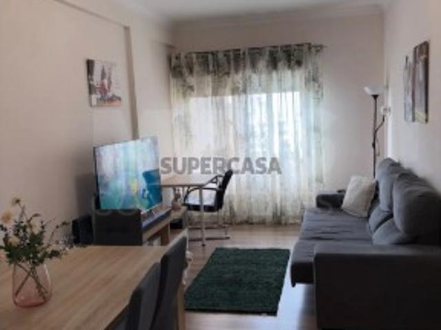 Apartamento T2 em Póvoa de Santa Iria e Forte da Casa