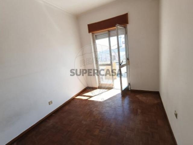 Apartamento T2 em Póvoa de Santa Iria e Forte da Casa