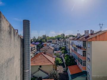 Apartamento T2 em Póvoa de Santo Adrião e Olival Basto
