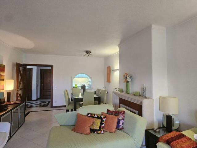 Apartamento T2 em Quarteira