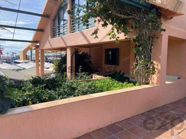 Apartamento T2 em Quarteira
