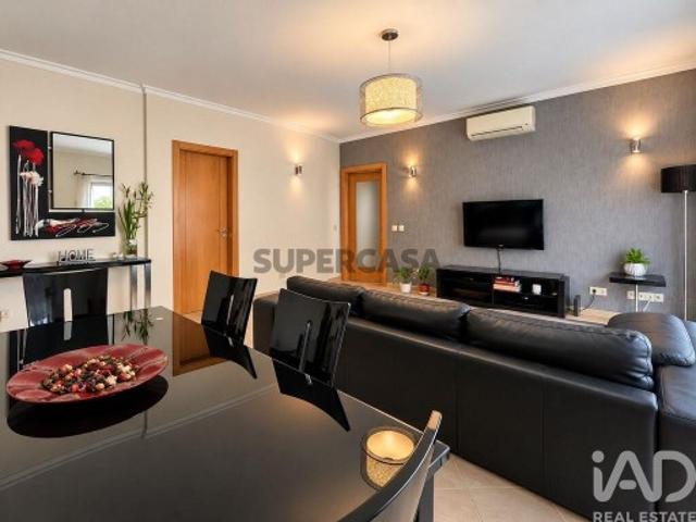 Apartamento T2 em Quelfes de 99 m²