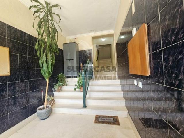 Apartamento T2 em Quinta do Conde