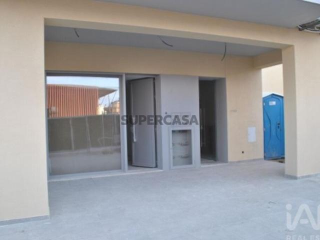 Apartamento T2 em Quinta do Conde de 72,00 m²