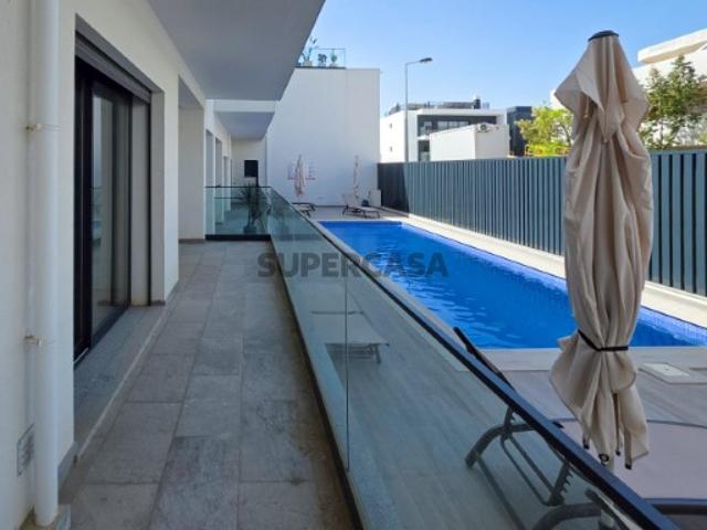 Apartamento T2 em rés do chão na vila turística de Cabanas de Tavira