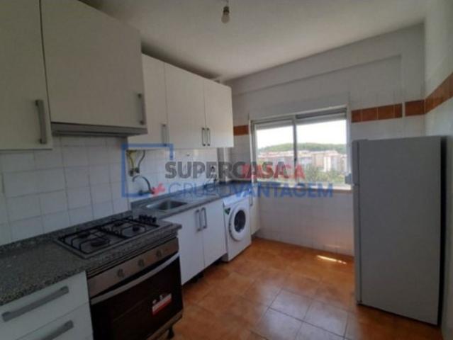 Apartamento T2 em Rio de Mouro