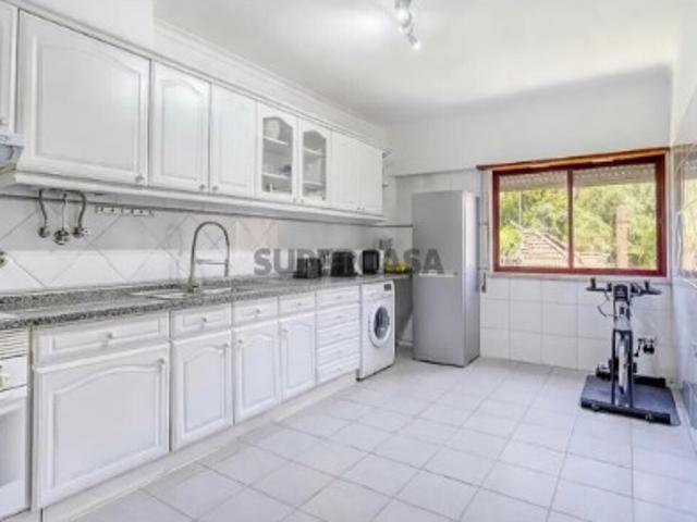 Apartamento T2 em Rio de Mouro