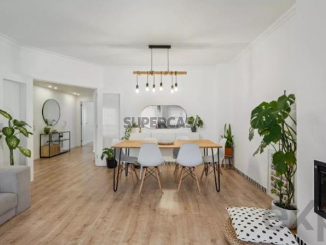Apartamento T2 em Rio de Mouro