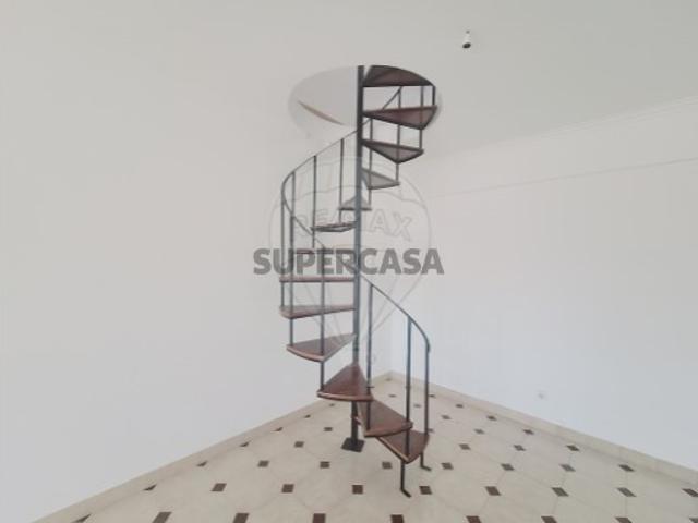Apartamento T2 em Rio de Mouro