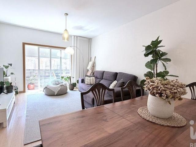 Apartamento T2 em Rio de Mouro de 90 m² 90m² Rio De Mouro