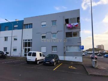 Apartamento T2 em Rosto do Cão, Ponta Delgada