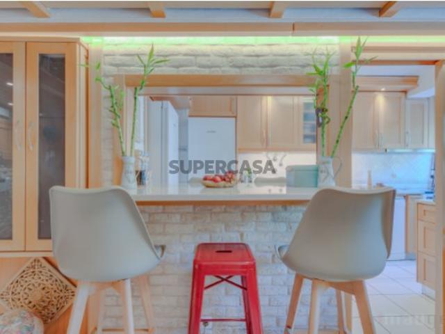 Apartamento T2 em São Domingos de Benfica