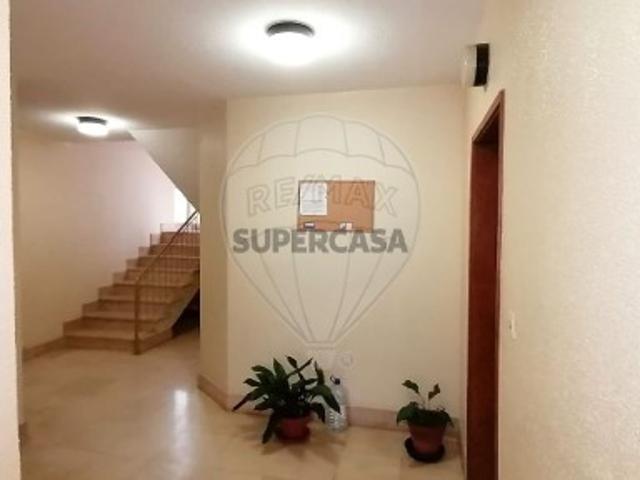 Apartamento T2 em São João Baptista e Santa Maria dos Olivais