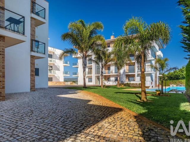 Apartamento T2 em São Martinho do Porto de 93,00 m²