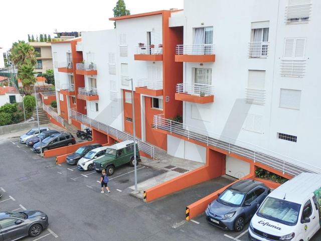 Apartamento T2 em São Martinho na Zona das Virtudes, Funchal