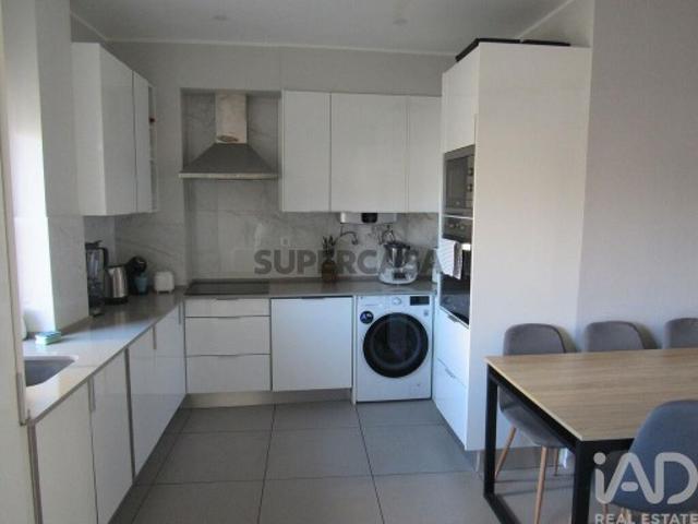 Apartamento T2 em São Sebastião de 87 m²