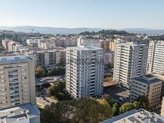 Apartamento T2 em São Víctor