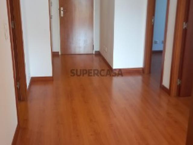 Apartamento T2 em Santa Clara