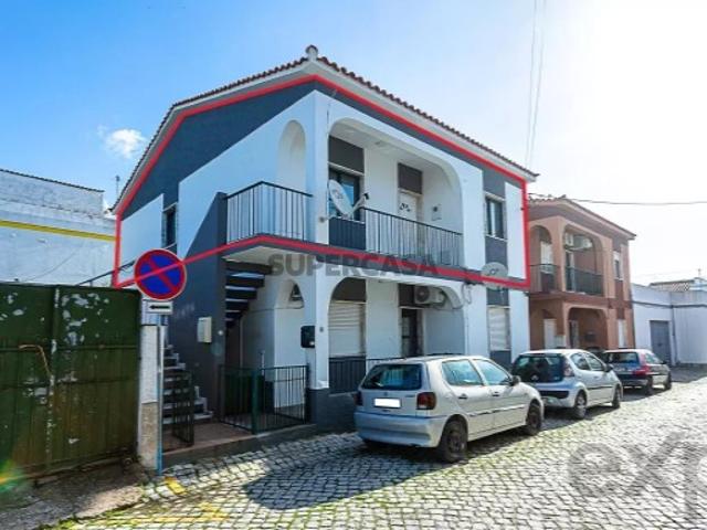 Apartamento T2 em Santa Luzia