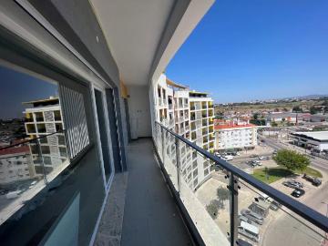 Apartamento T2 em Santa Marta do Pinhal 75m² Corroios