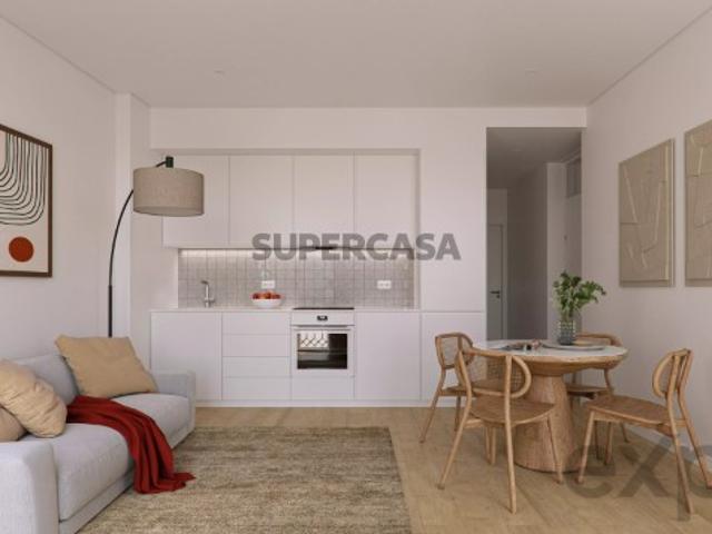 Apartamento T2 em Santa Maria Maior