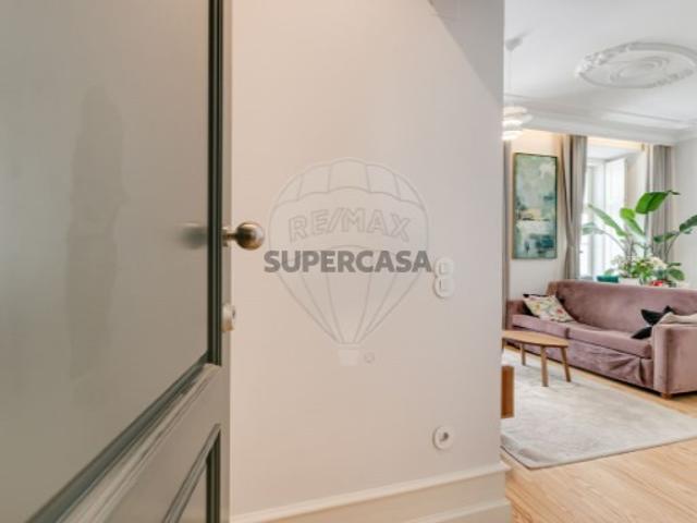 Apartamento T2 em Santa Maria Maior