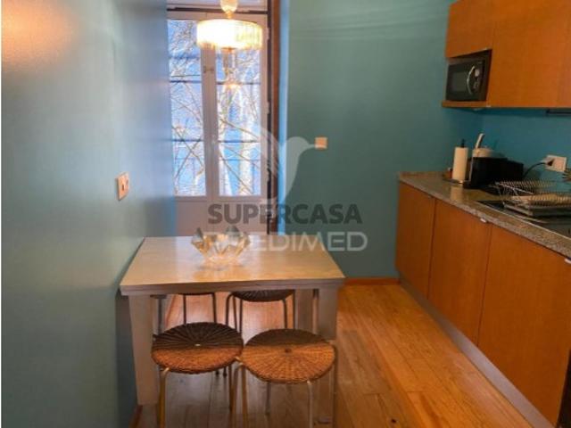 Apartamento T2 em Santa Maria Maior