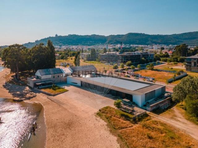 Apartamento T2 em Santa Maria Maior e Monserrate e Meadela