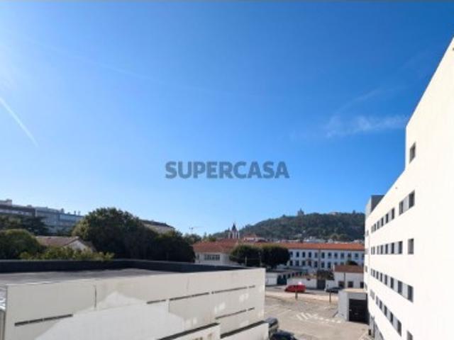 Apartamento T2 em Santa Maria Maior e Monserrate e Meadela