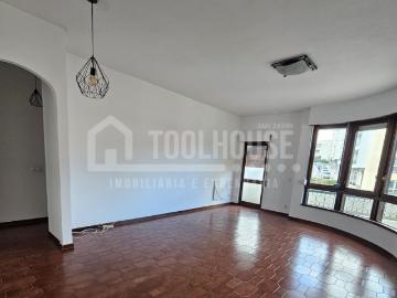 APARTAMENTO T2 EM SANTANA COM ARRECADAÇÃO