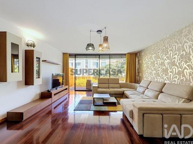 Apartamento T2 em Santo António de 130 m²