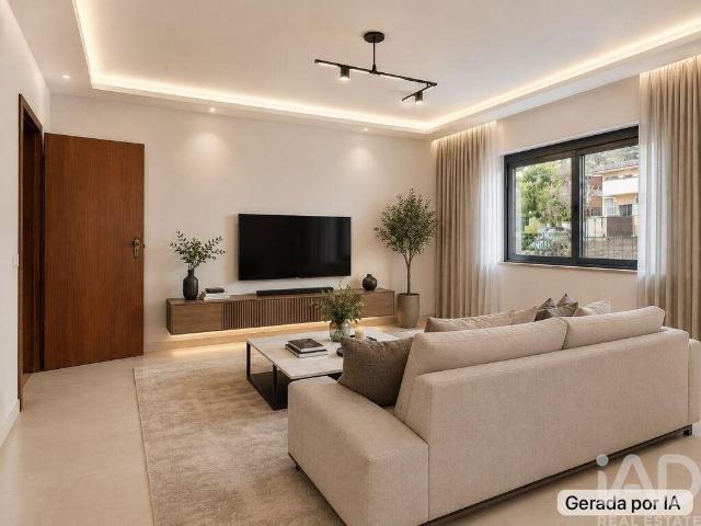 Apartamento T2 em Santo António dos Olivais de 119,36 m² 119m² Santo António Dos Olivais