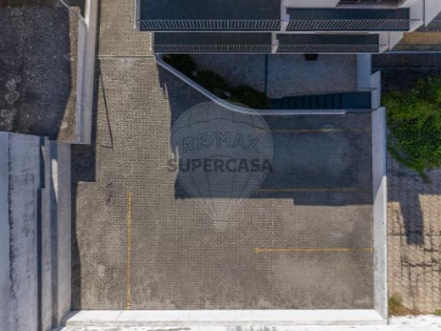 Apartamento T2 em Santo António dos Olivais