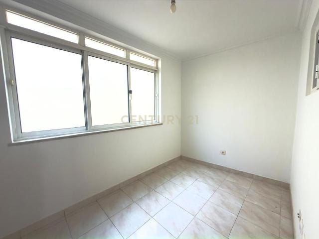 Apartamento T2 em Santo António, Lisboa com Vista para a Cidade