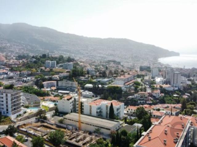 Apartamento T2 em São Martinho